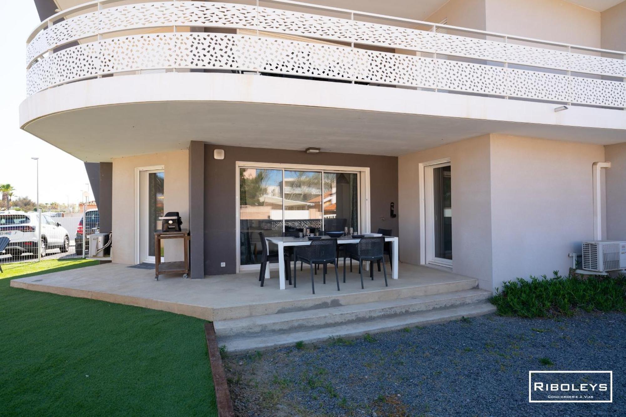 Grand T3 Neuf Climatise Avec Wifi A 100M De La Plage Vias Exterior foto