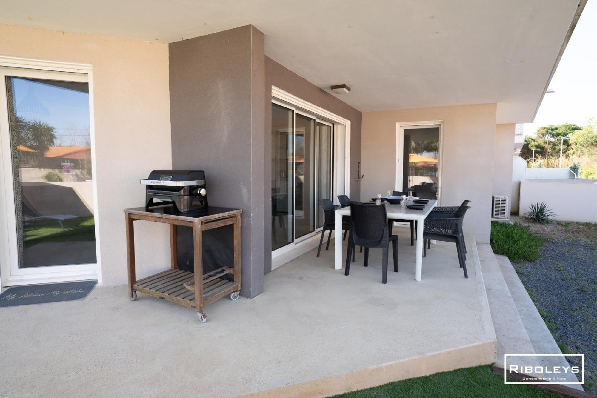 Grand T3 Neuf Climatise Avec Wifi A 100M De La Plage Vias Exterior foto
